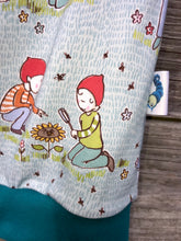 Load image into Gallery viewer, Hooded Vest