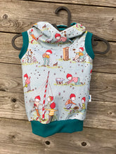 Load image into Gallery viewer, Hooded Vest