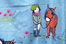 Load image into Gallery viewer, Hooded Vest